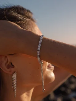 New PURELEI Crystal Glow Armband