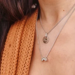 Store PURELEI Rainbow Love Kette